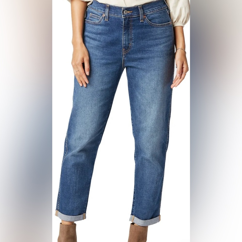 Levi's Blue Mid-Rise Boyfriend Fit